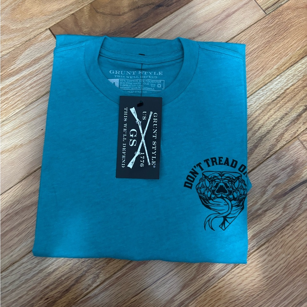 Don’t tread on me shirt Men’s Medium NWT Grunt Style